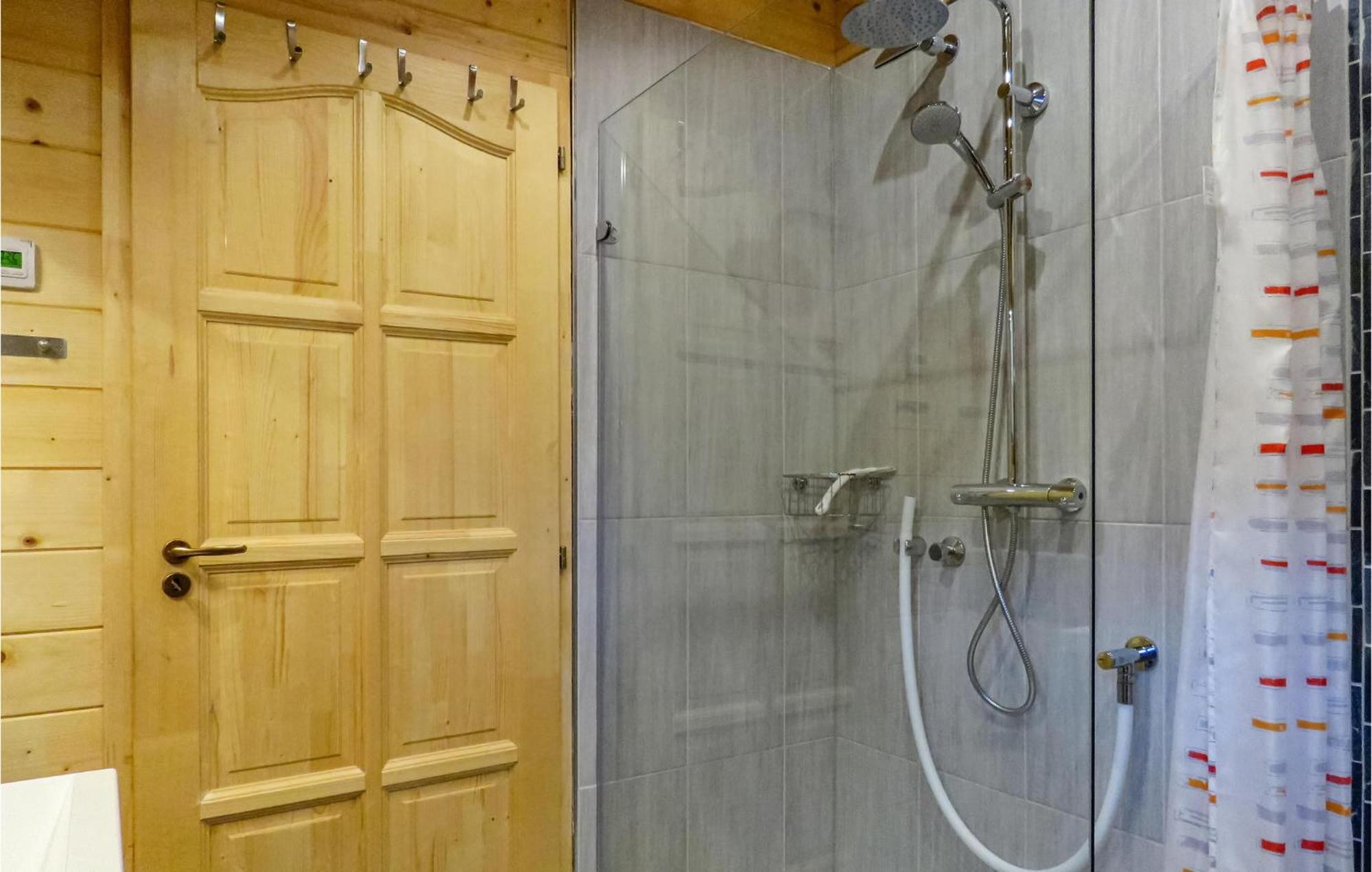 Amazing home in Merzalben with 2 Bedrooms, Sauna&WiFi Buitenkant foto