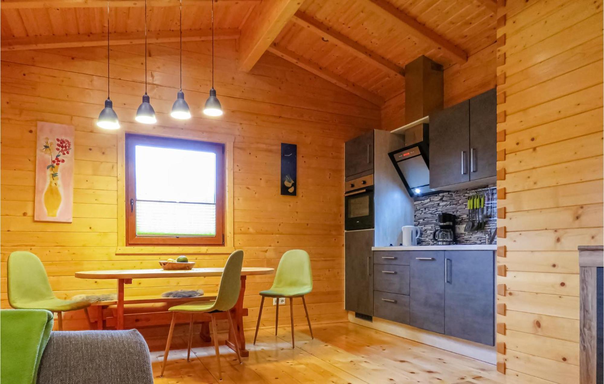Amazing home in Merzalben with 2 Bedrooms, Sauna&WiFi Buitenkant foto