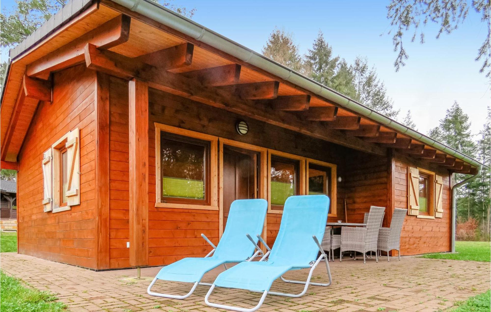 Amazing home in Merzalben with 2 Bedrooms, Sauna&WiFi Buitenkant foto